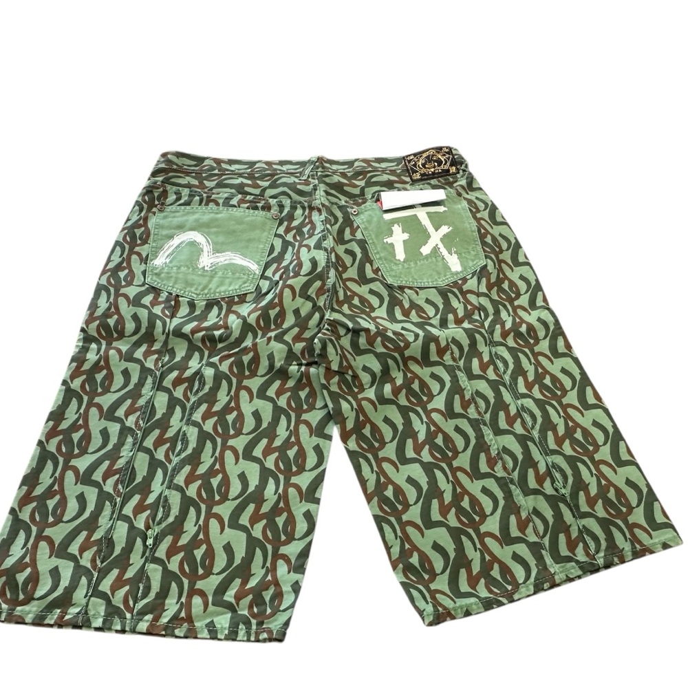Evisu chino camouflage Patterned‎ Men Shorts with Japanese logo in the pockets